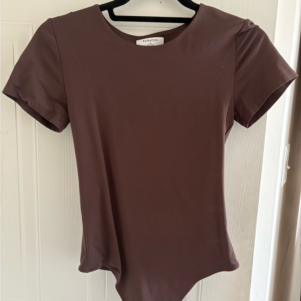 Aritzia Brown Short Sleeve Top